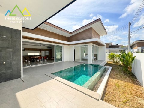 3 bed private pool villa in residential area in Na Muang