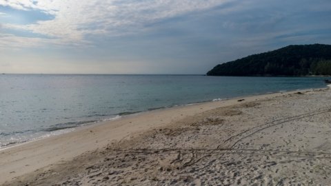 Beachfront land Lipa Noi