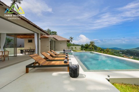 Magnificent New Boho style 4 bed Ocean view villa