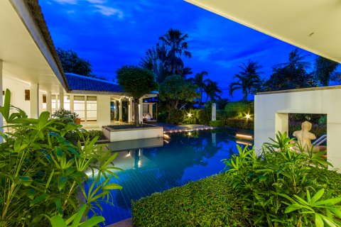 Great garden villa for sale koh samui