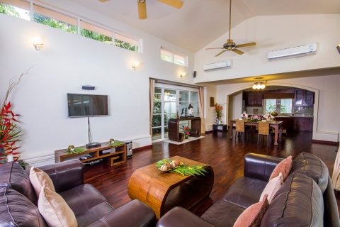 Great garden villa for sale koh samui