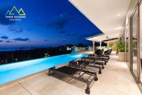 Luxury 5 bed Sunset/Ocean view villa