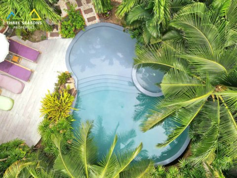 Superb Bali style villa for sale at ko samui