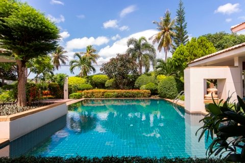 Great garden villa for sale koh samui