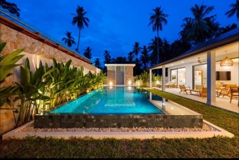 Luxury Villa in Idyllic Tropical Setting, In Koh Samui