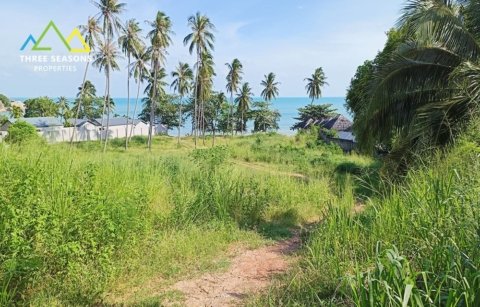 40 Meters of Prime Beach Front in Koh Samui