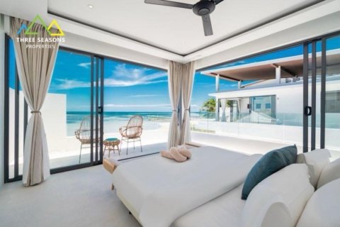 Spectacular Beachfront close to all amenities in Koh Samui!