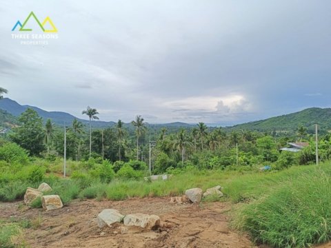 Stunning 600 sqm Land with Unobstructed Sea View in Maenam, Koh Samui