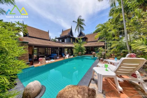 Magnificent Lanna style 3 bed pool villa in Bophut