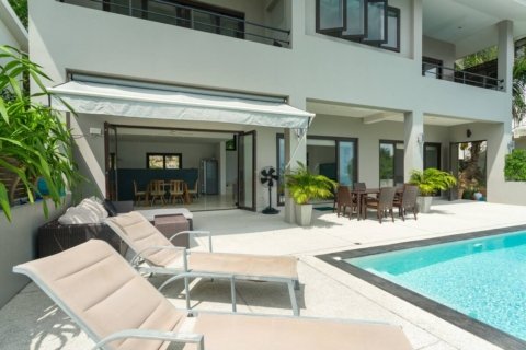 3-Bedroom Villa with Unobstructed View Overlooking Chaweng Bay, in koh Samui